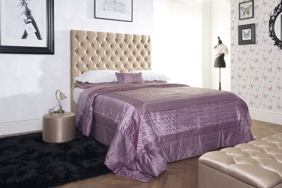 Swanglen Chrystal Upholstered Bedstead