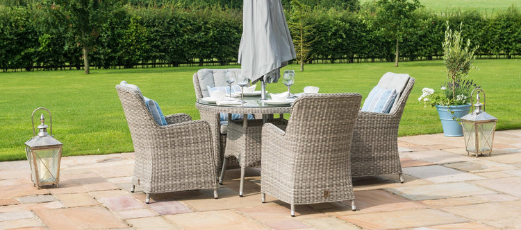 Maze Oxford 4 Seat Round Dining Set With Venice Chairs