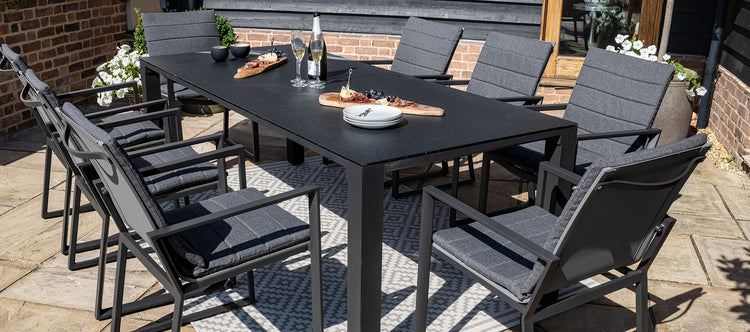 Maze Manhattan 8 Seat Rectangular Dining Set