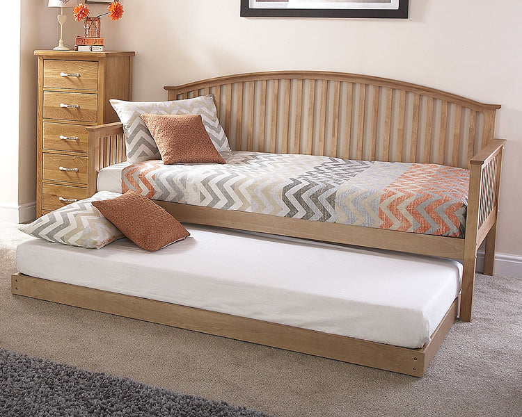 GFW Madrid Day Bed