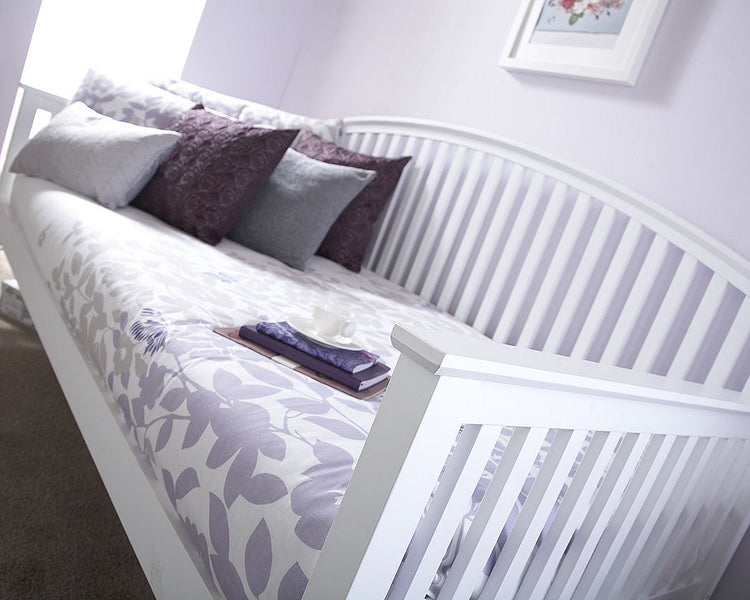 GFW Madrid Day Bed