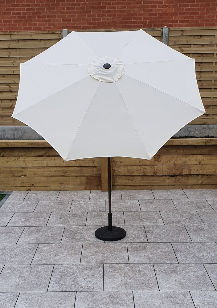 Signature Weave Parasol 2.5m Beige Life Style-Better Bed Company