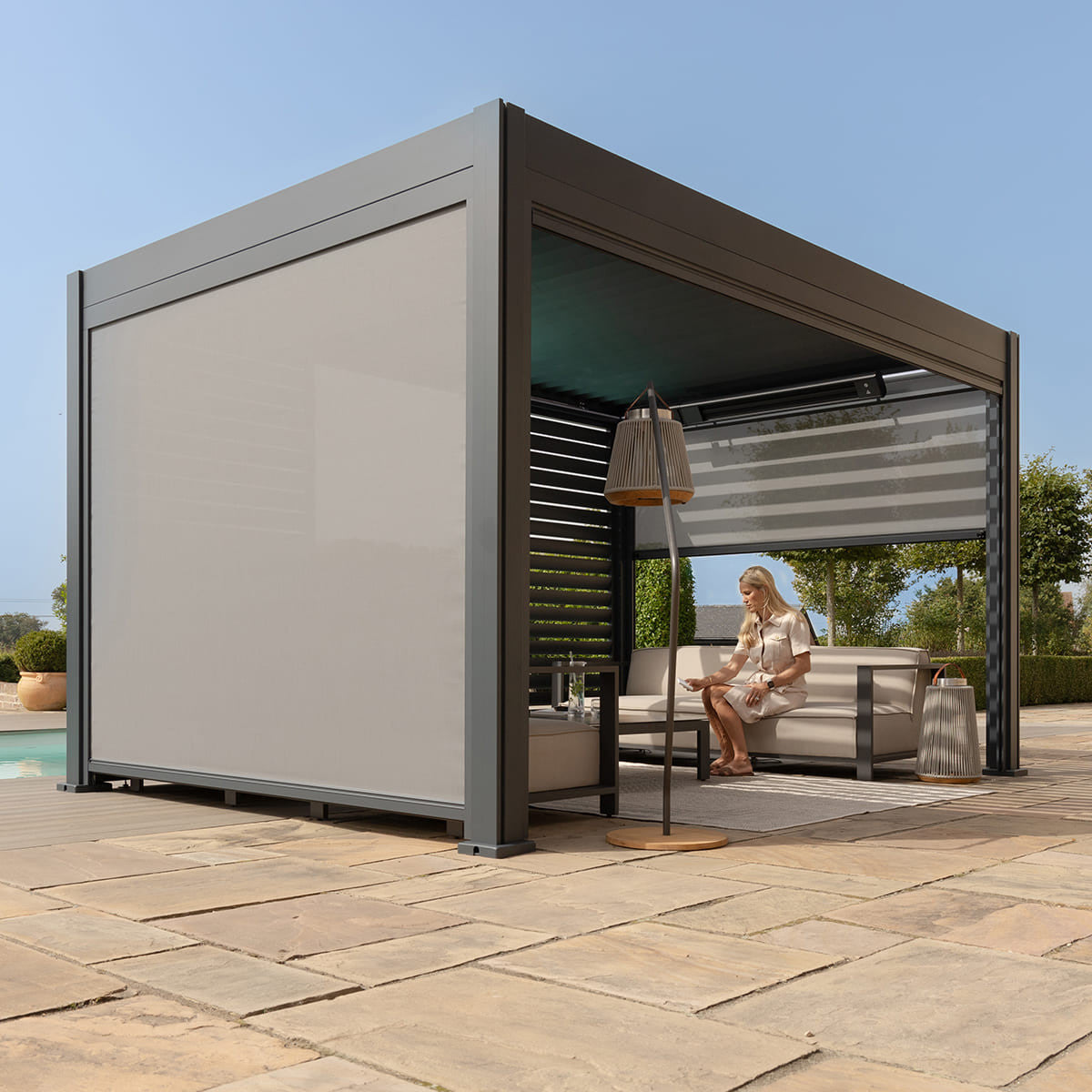 Maze Eden Pergola Aluminium Rectangular 30x40 / Louvre Wall 4m / 3x Blinds From Side-Better Bed Company