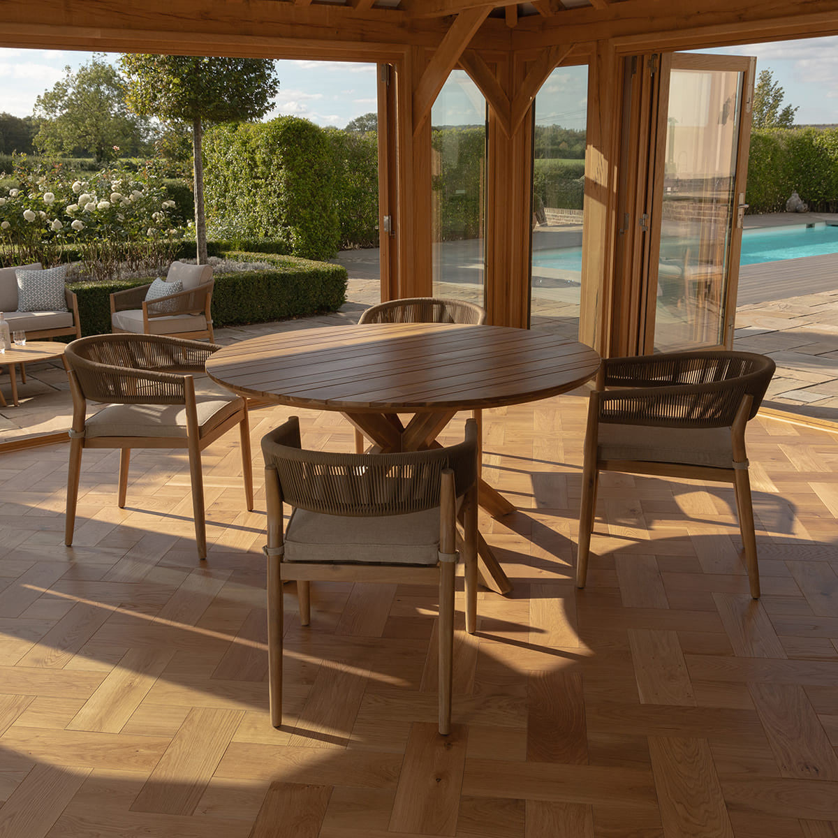 Maze Porto 4 Seat Round Dining Set Inside House Chairs Out-Better Bed Company