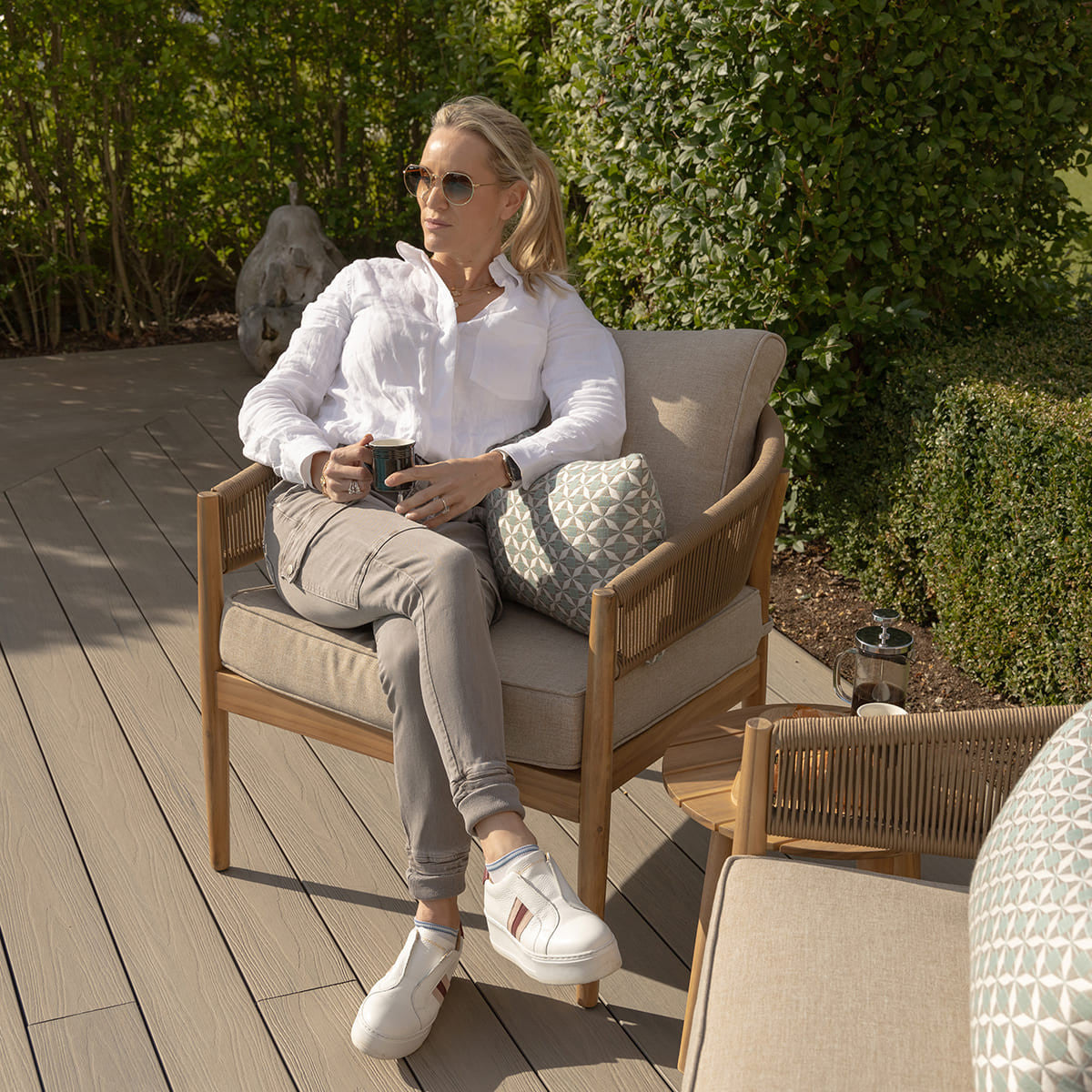 Maze Porto Lounge Set Chair Lifestyle-Better Bed Company