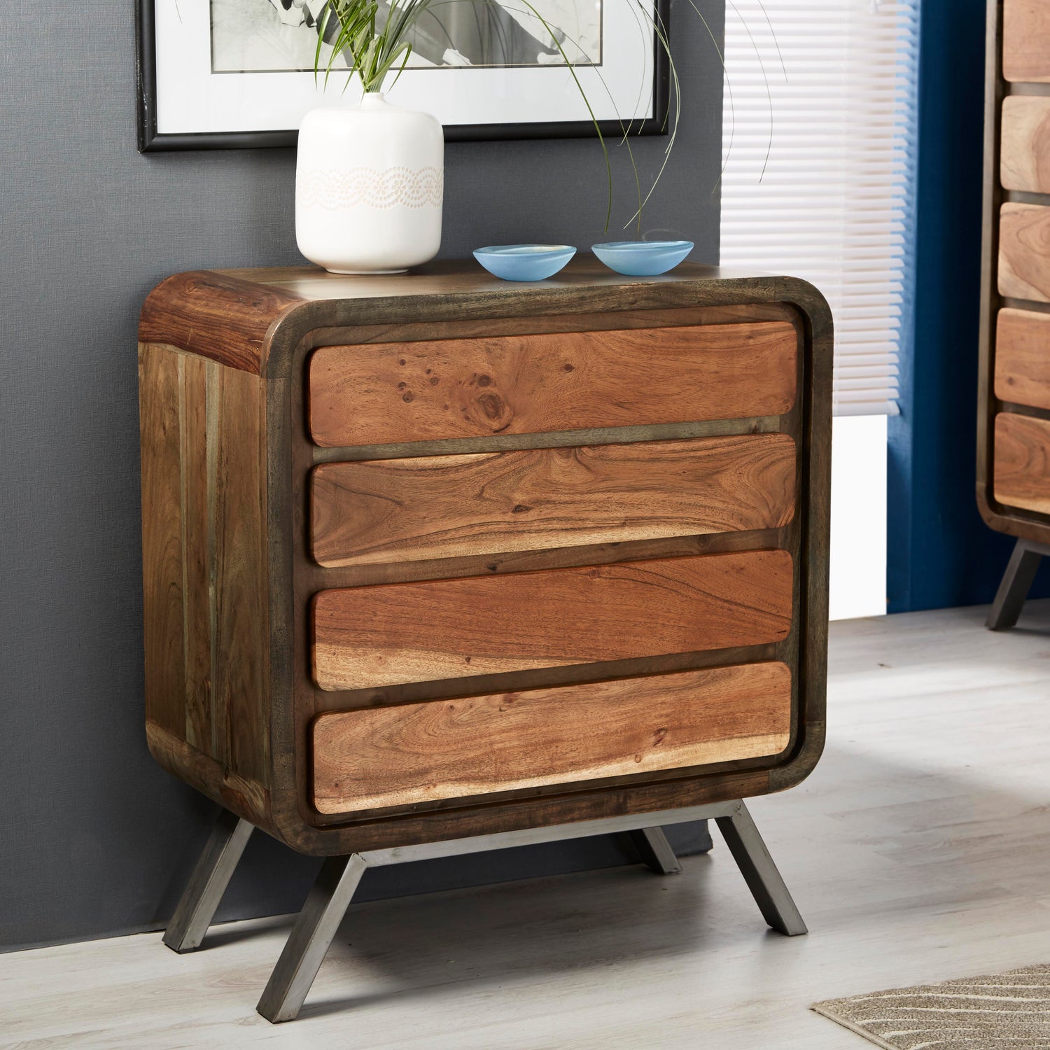 Indian Hub Aspen 4 Drawer Wide Chest