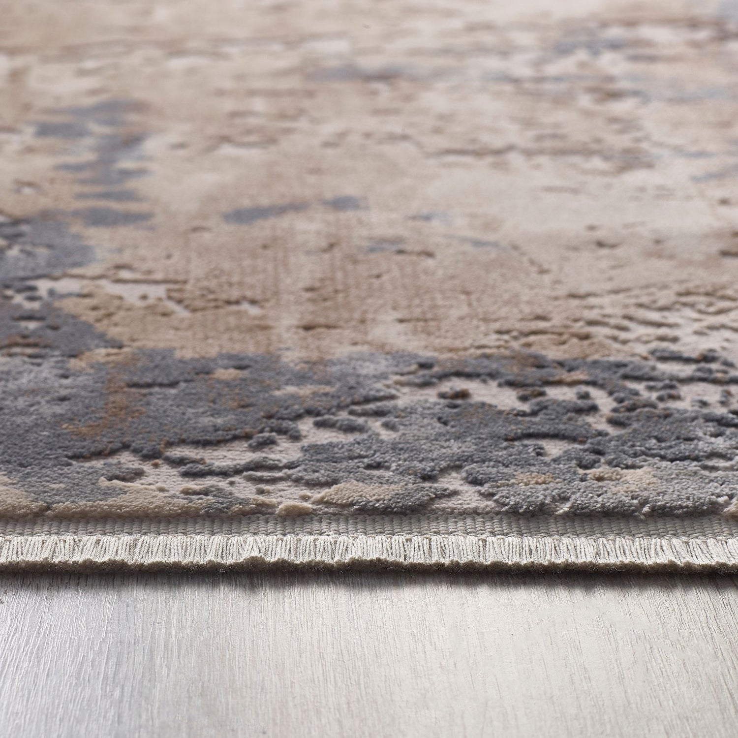 Origins Cosimo Distressed Rug