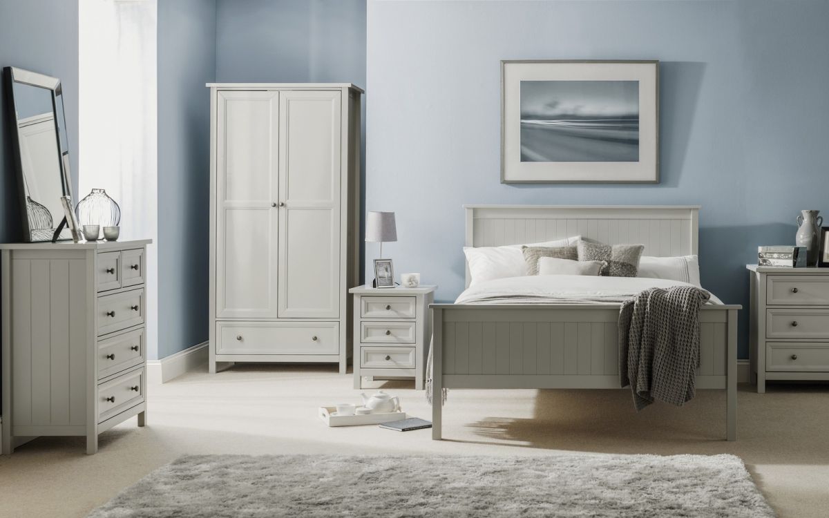 Julian Bowen Maine 3 Drawer Dove Grey Bedside Chest