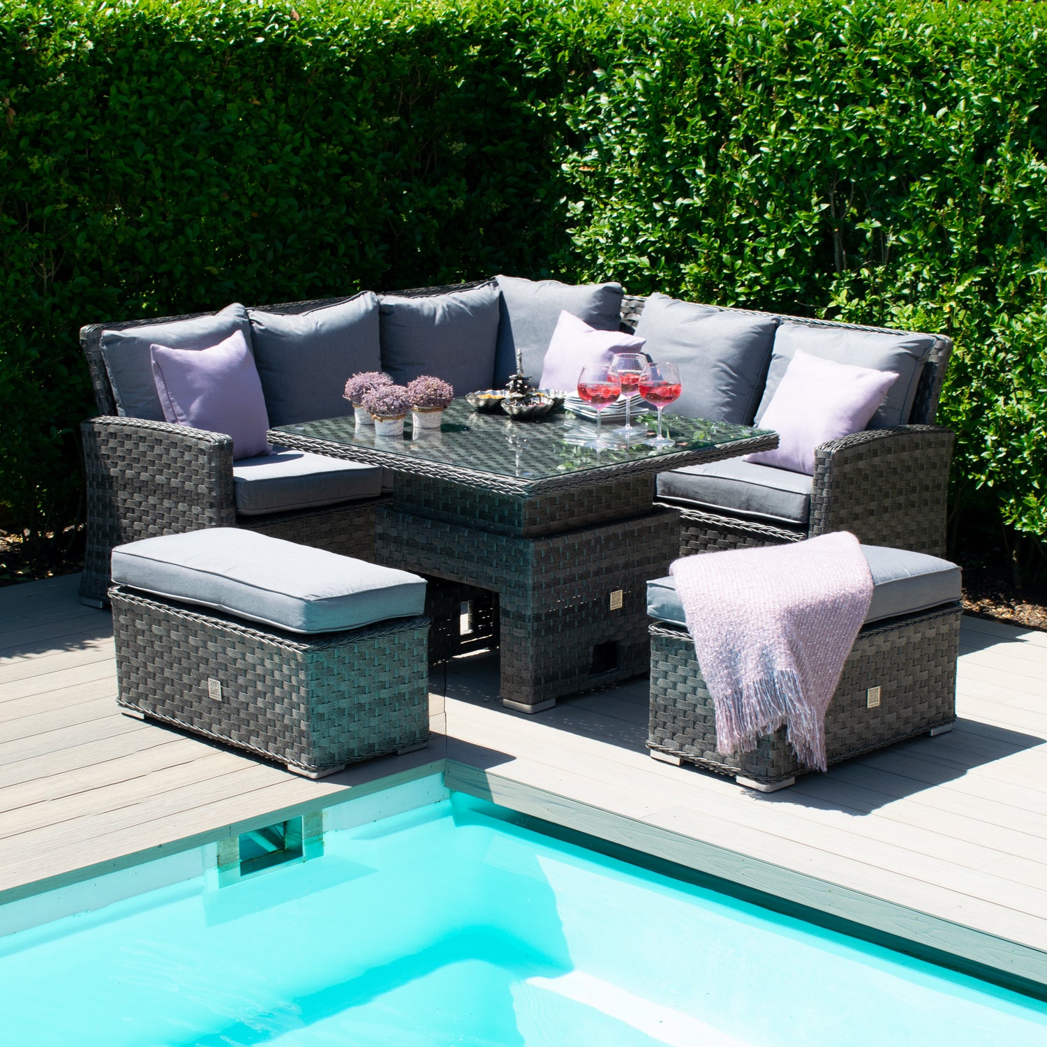 Maze store rattan victoria
