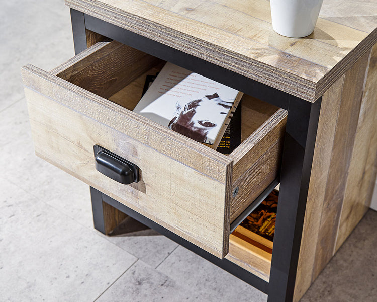 GFW Boston Lamp Table