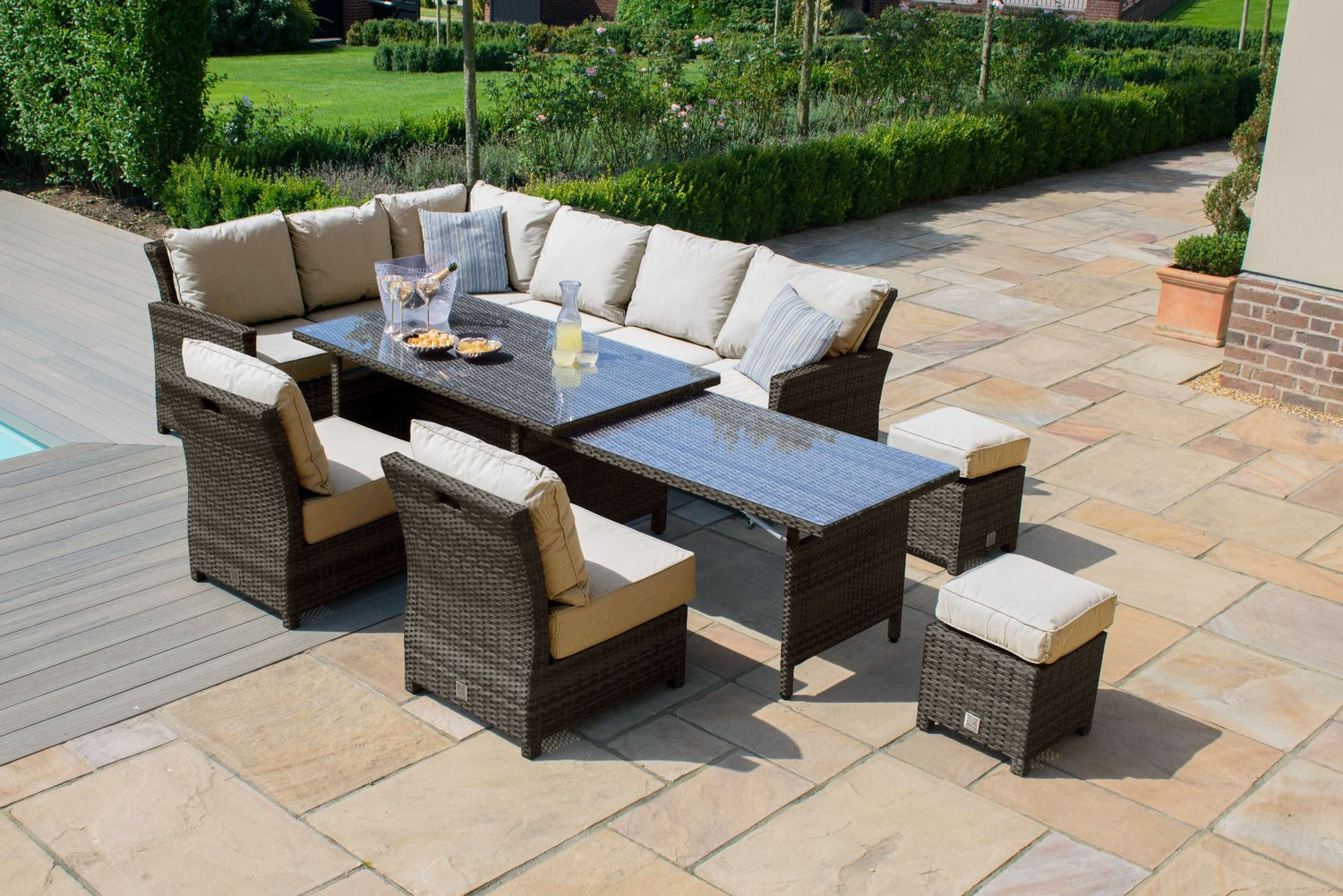 Maze rattan extending kingston deals