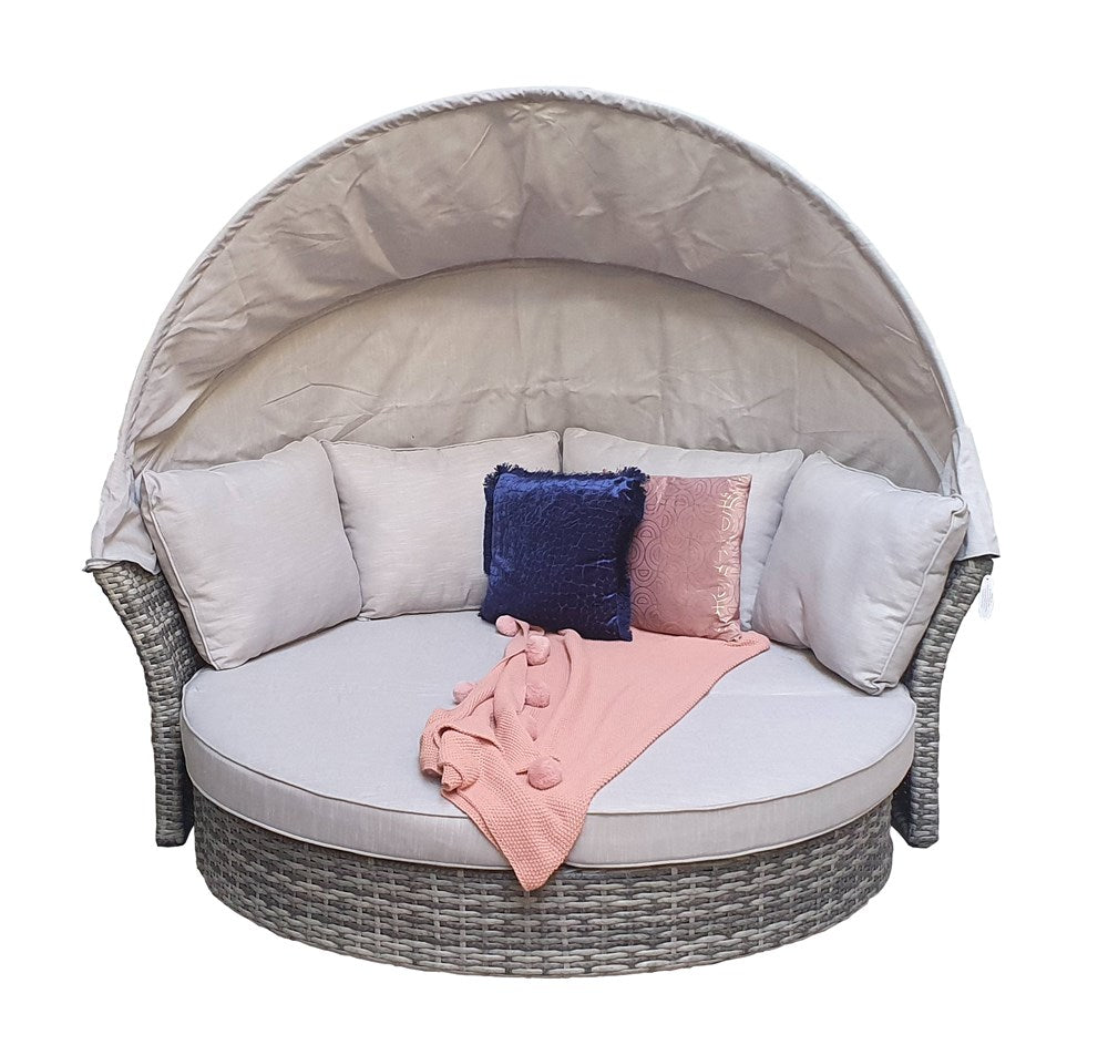 Signature Weave Lily Daybed