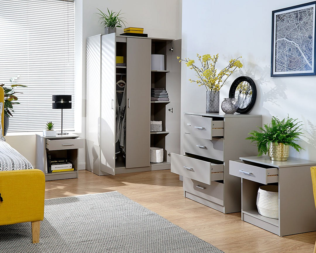 GFW Panama 4 Piece Bedroom Set