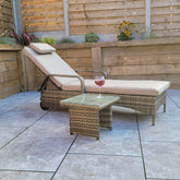 Signature Weave Savannah Sunbed With Drinks Table