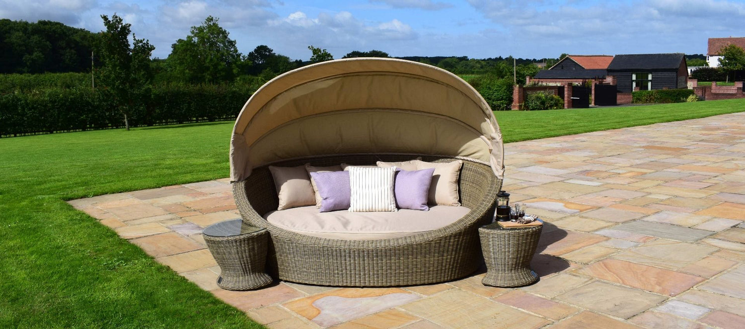 Maze Rattan Winchester Daybed